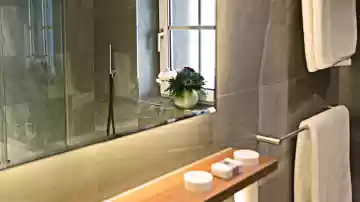 Doppelzimmer Classic Badezimmer Spiegel